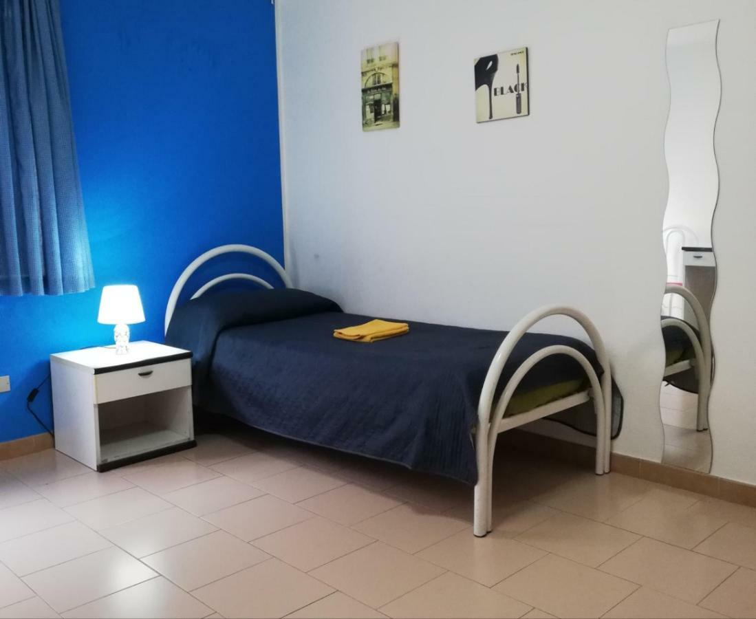 Hotel Blue Sky à Palerme Extérieur photo